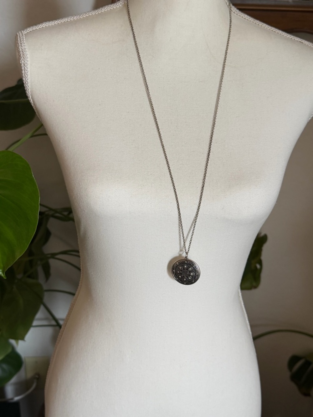 Vintage Silver Lotus Flower Filigree Locket  Pendant Necklace